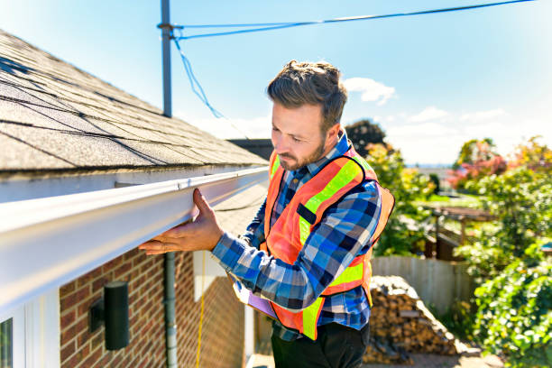 Best Emergency Roof Repair  in Howell, MI